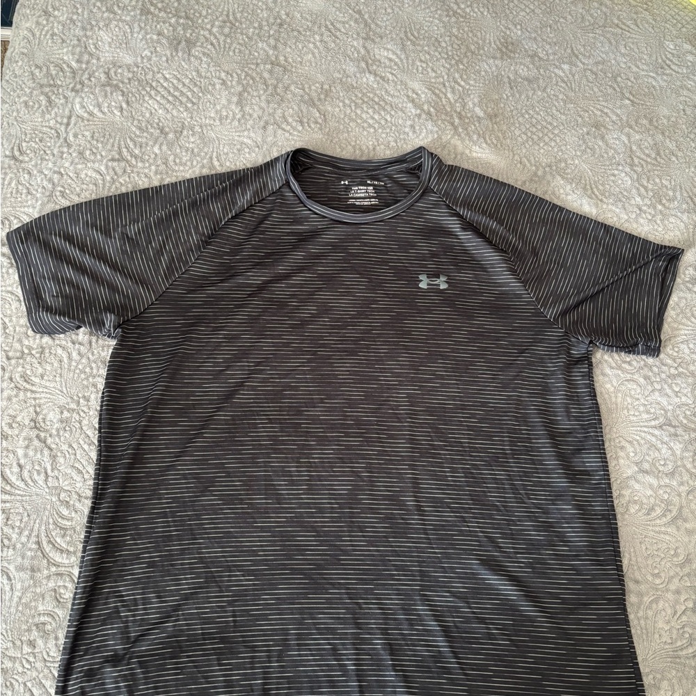 Under Armour Men's Charcoal Striped Tee